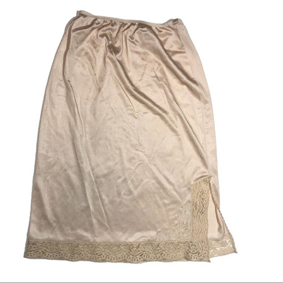 vassarette Other - Vassarette Beige Half-Slip with Lace Trim, Small